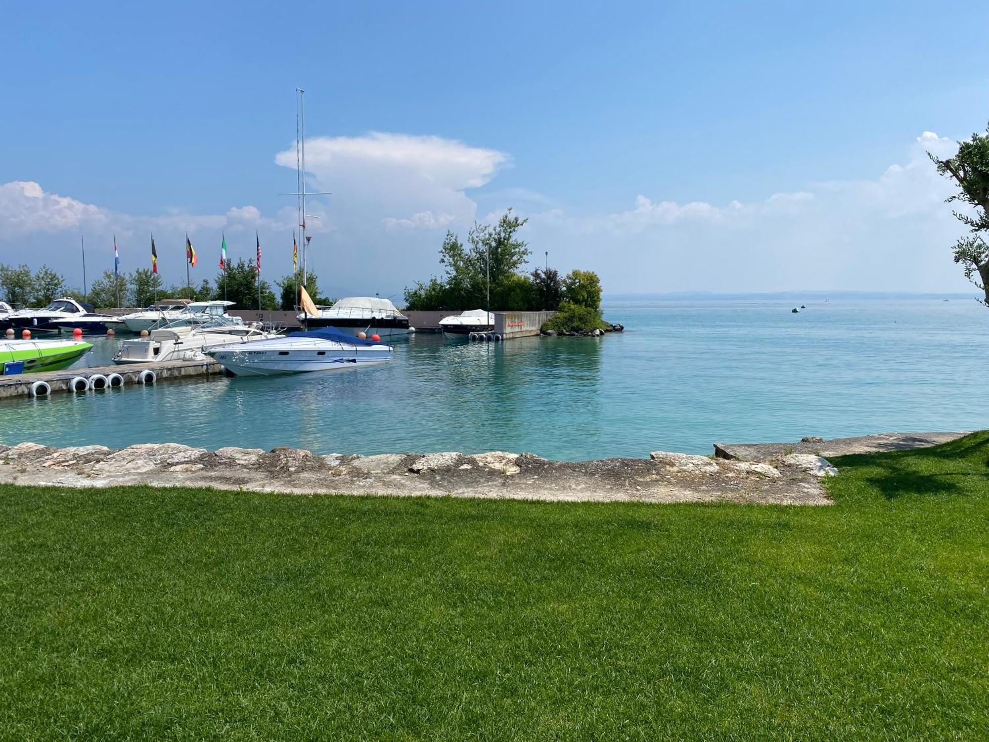 Sirmio Apartments - Darsena Stay Sirmione Luaran gambar