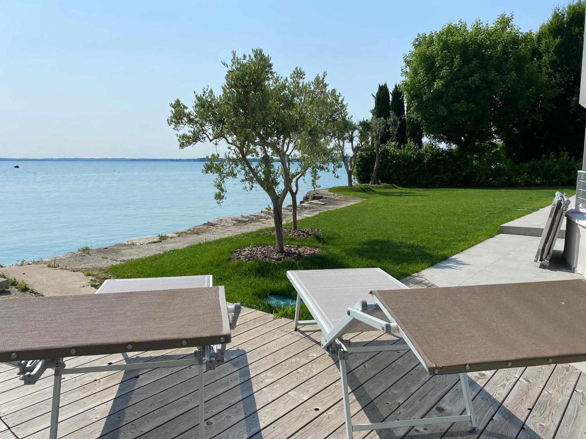 Sirmio Apartments - Darsena Stay Sirmione Luaran gambar
