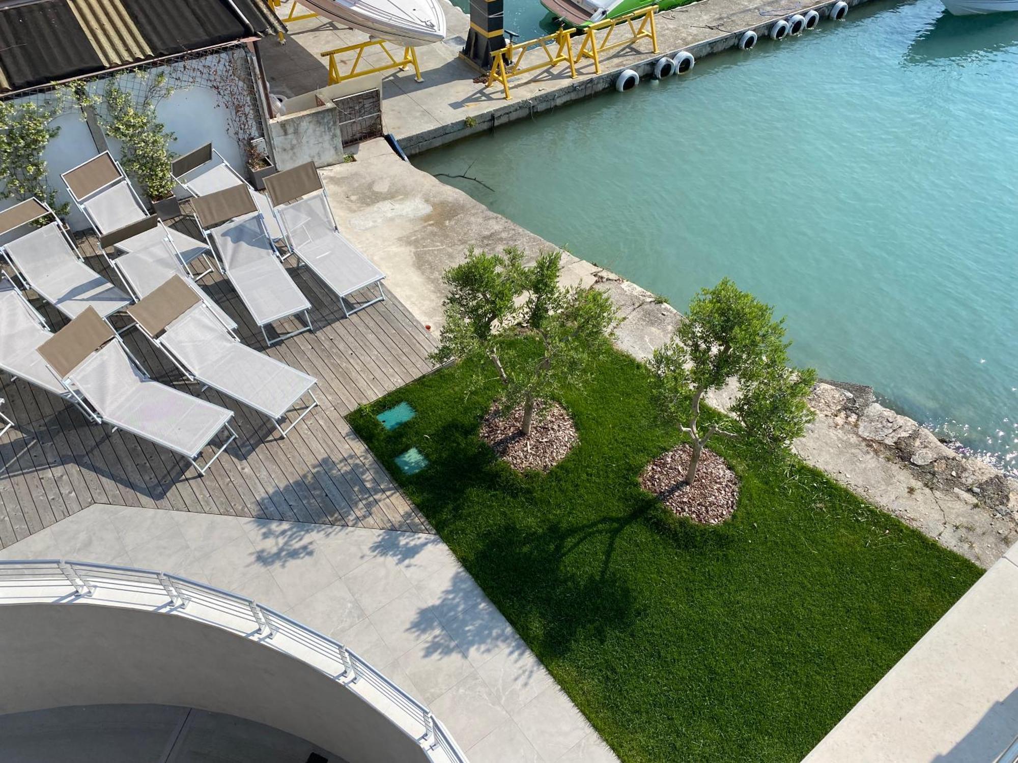 Sirmio Apartments - Darsena Stay Sirmione Luaran gambar